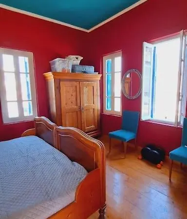 Beautiful House In The Old Town Of Chania- 4 *