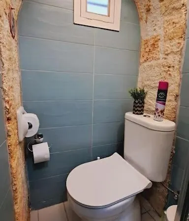 Beautiful House In The Old Town Of Chania- 4 *